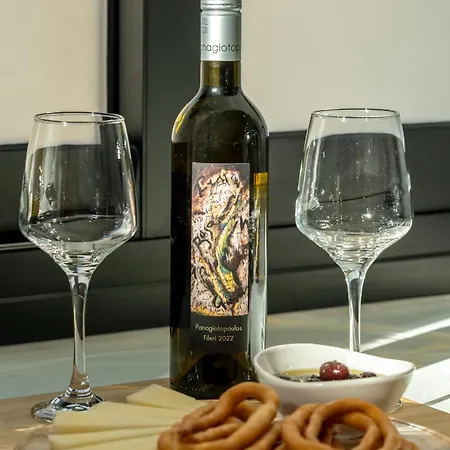 Aelia Elegant カラマタ