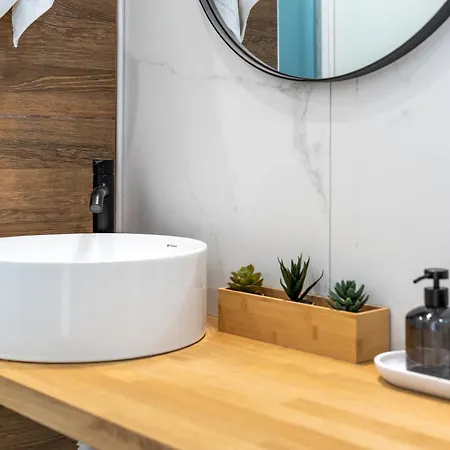 アパート Aelia Elegant カラマタ