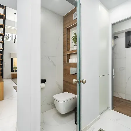 アパート Aelia Elegant